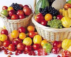 夏季吃水果的學(xué)問(wèn) 十點(diǎn)是個(gè)黃金時(shí)間段，新鮮蔬菜的健康搭配